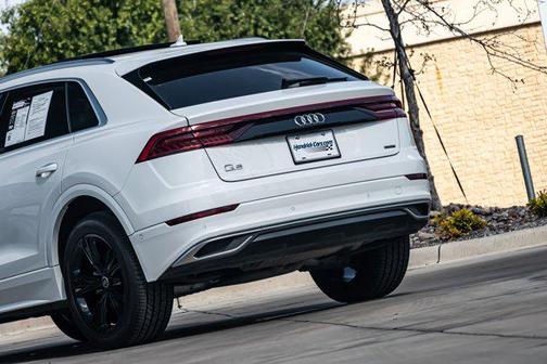 2023 Audi Q8 55 Premium Plus