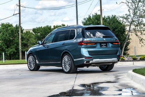 2026 BMW X7 xDrive40i