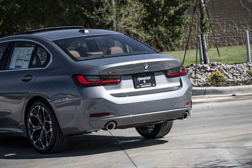 2026 BMW 330 xDrive NA