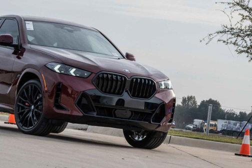 2026 BMW X6 xDrive40i