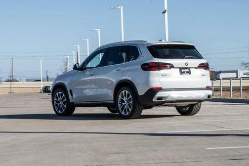 2026 BMW X5 sDrive40i