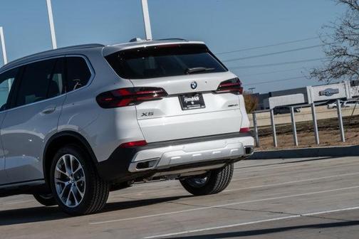 2026 BMW X5 sDrive40i