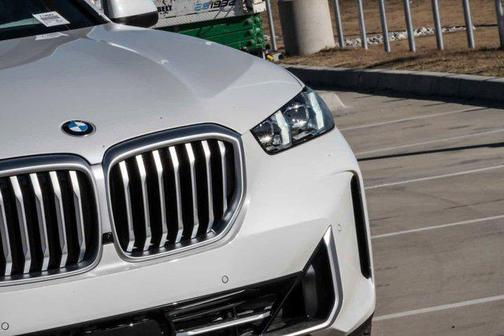 2026 BMW X5 sDrive40i
