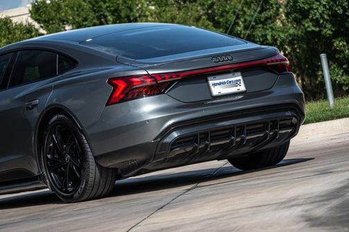 2022 Audi e-tron GT Premium Plus