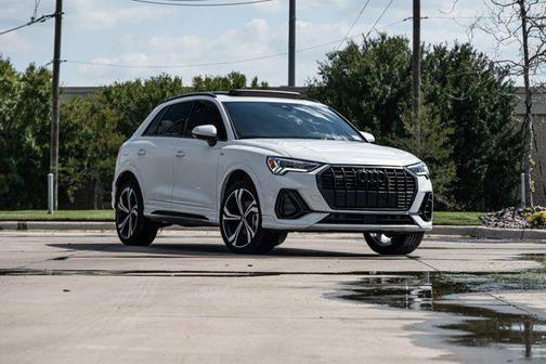 2024 Audi Q3 45 S line Premium Plus