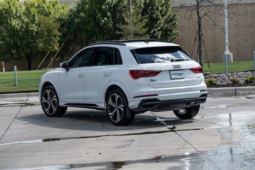2024 Audi Q3 45 S line Premium Plus
