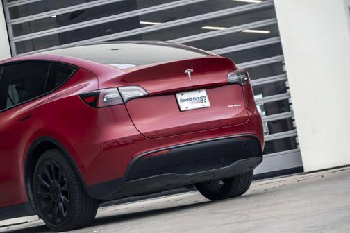 2023 Tesla Model Y Long Range Dual Motor All-Wheel Drive