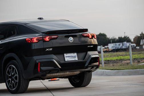 2025 BMW X2 xDrive28i