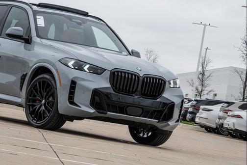Brooklyn Grey Metallic 2026 BMW X5 xDrive40i