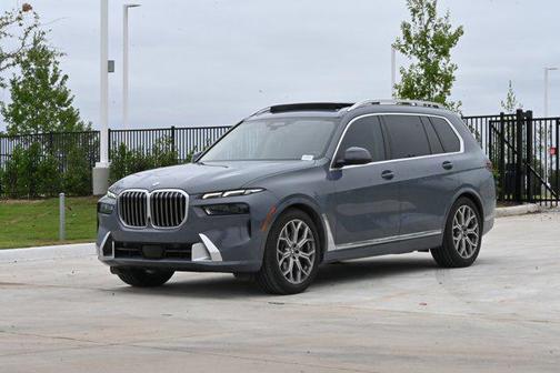 Sparkling Copper Metallic 2023 BMW X7 xDrive40i