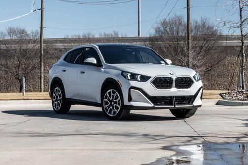 2025 BMW X2 xDrive28i