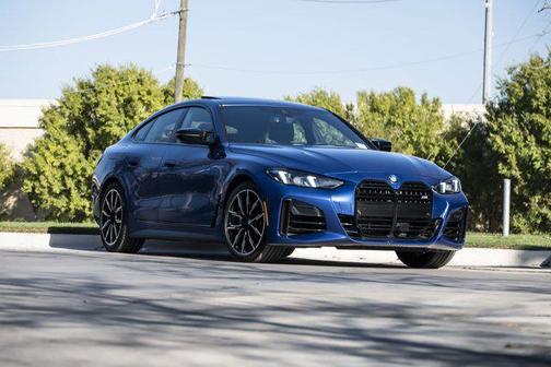 2025 BMW M440 i xDrive