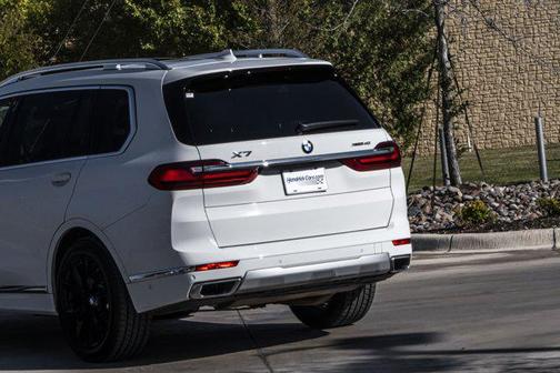 2022 BMW X7 xDrive40i