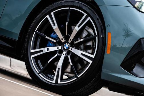2025 BMW 530 i xDrive