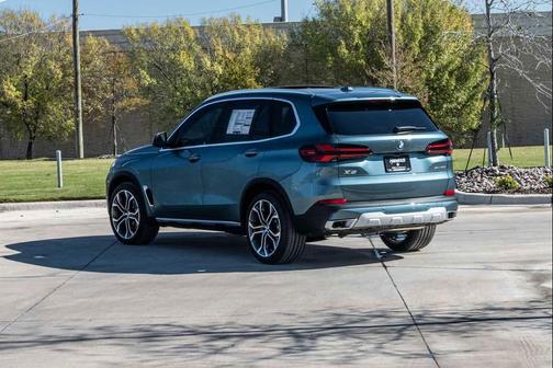 Blue Ridge Mountain Metallic 2026 BMW X5 xDrive40i