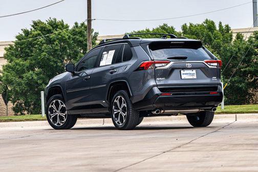 2025 Toyota RAV4 Hybrid SE