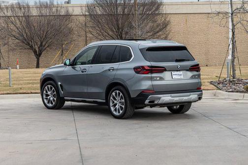 2025 BMW X5 xDrive40i
