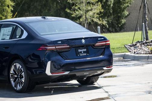 2026 BMW i5 eDrive40