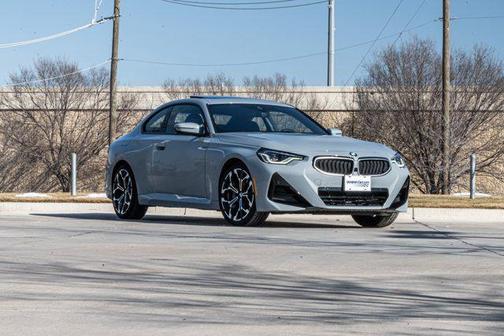 2025 BMW 230 i xDrive