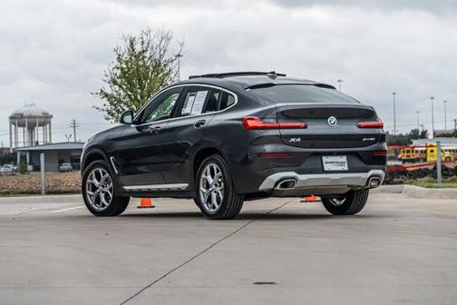 2024 BMW X4 xDrive30i