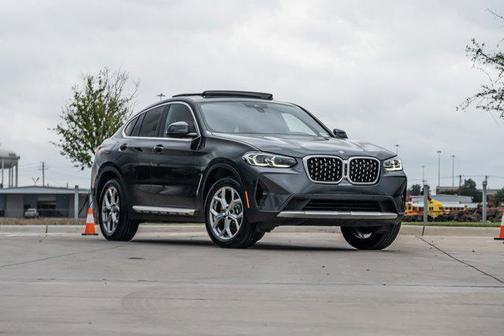 2024 BMW X4 xDrive30i