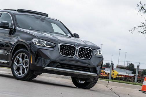 2024 BMW X4 xDrive30i