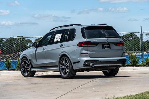 2026 BMW X7 xDrive40i