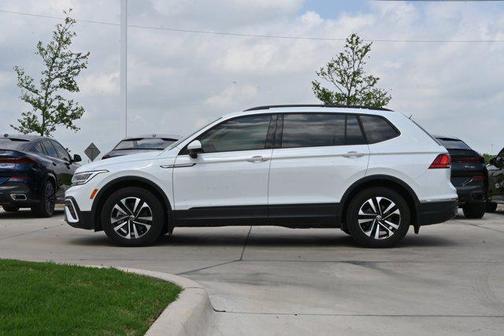 Pure White 2024 Volkswagen Tiguan 2.0T S