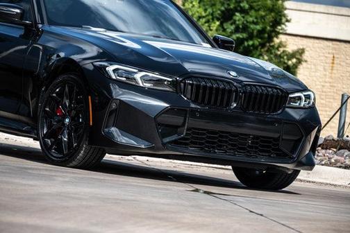 2025 BMW 330 i xDrive
