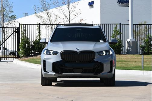 Brooklyn Grey Metallic 2026 BMW X5 xDrive40i