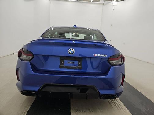 Portimao Blue Metallic 2025 BMW M240 i