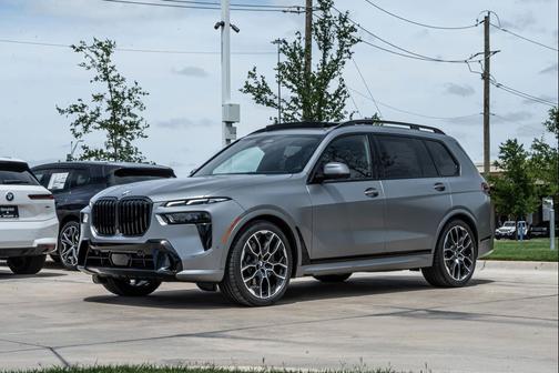 Frozen Pure Grey Metallic 2027 BMW X7 xDrive40i