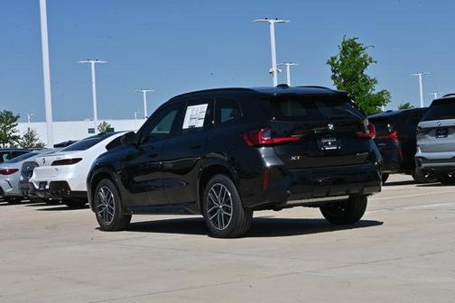 Black Sapphire Metallic 2026 BMW X1 xDrive28i