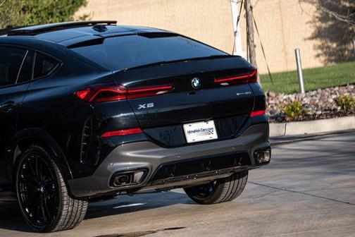 2024 BMW X6 xDrive40i