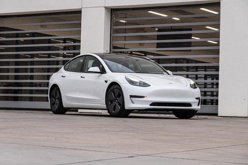 2023 Tesla Model 3 Standard Range