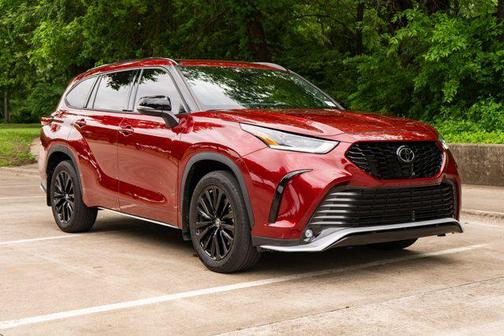 2023 Toyota Highlander XSE