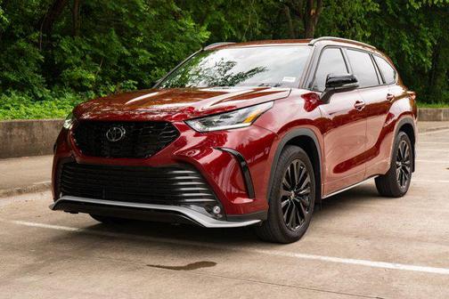 2023 Toyota Highlander XSE