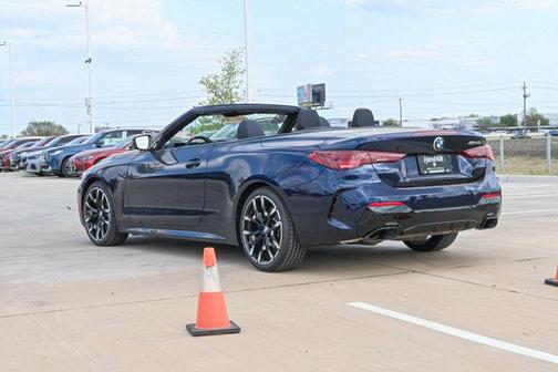 Tanzanite Blue II Metallic 2026 BMW M440 i