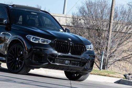 2023 BMW X5 M50i