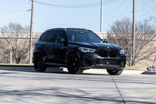2023 BMW X5 M50i