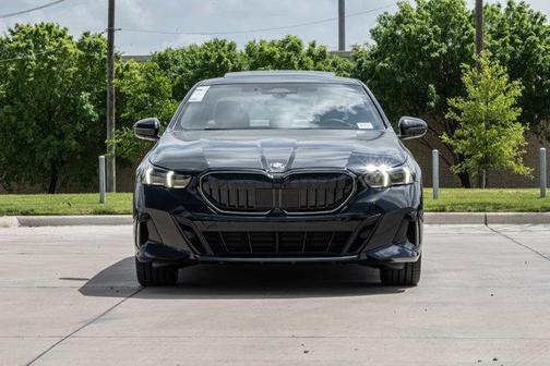 Black Sapphire Metallic 2026 BMW 540 xDrive