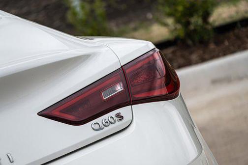 2018 INFINITI Q60 3.0t Red Sport 400