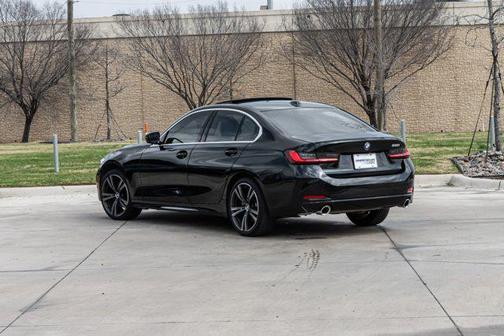 2024 BMW 330 330i Sedan