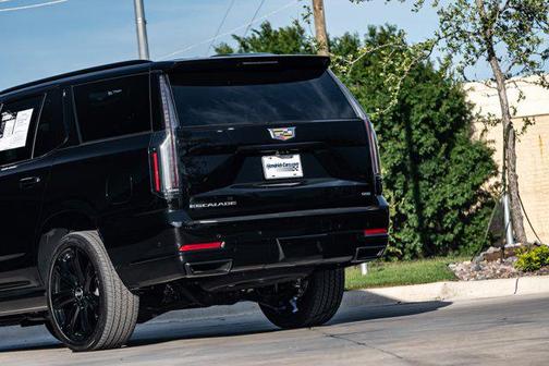 2025 Cadillac Escalade Sport Platinum