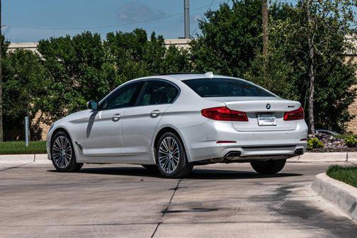 2019 BMW 540 540i