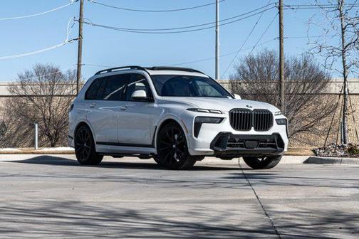 2023 BMW X7 xDrive40i