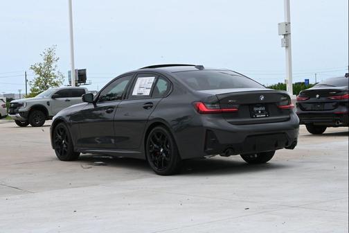 Dravit Grey Metallic 2026 BMW 330 xDrive NA