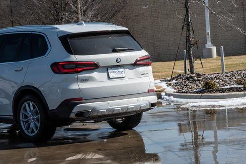 2023 BMW X5 xDrive40i