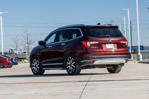 2020 Honda Pilot Touring 8-Passenger