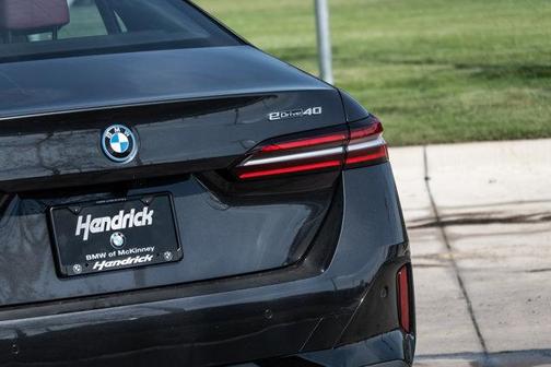 2026 BMW i5 eDrive40